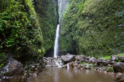 best waterfalls in Oahu